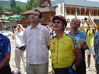 Ebi 2011 Kralovna 09  Stará Bystrica: Hejtman se starostou sledují orloj