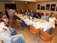 Rej 2007 Melantrich 21  Ebicyklisté sledují povídání Simulanta o ideální etapě po hvězdárnách - S Grygarem do Grygova.
