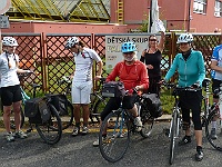 EBI 2025 Mirek 005  Julka dává znamení k nástupu na start. - neděle, 3. srpna