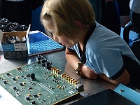 EBI 2025 Mirek 076  Mami, tady máte chybu! - pondělí, 4. srpna