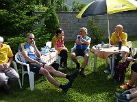 EBI 2025 Mirek 086  Snídaně v trávě u paní Lýdie VI. - úterý, 5. srpna