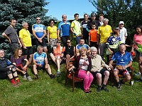 EBI 2025 Mirek 089  Živý obraz s paní Lýdií. (Bohouši, dívej se do foťáku!) - úterý, 5. srpna