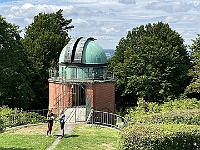 EBI 2025 Mirek 113  Pohled na Západní kopule od Centrální. - úterý, 5. srpna