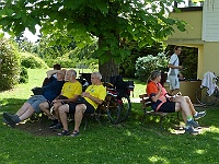 EBI 2025 Mirek 122  Polední siesta u Centrální kopule. - úterý, 5. srpna