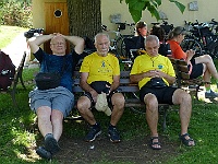 EBI 2025 Mirek 125  Hom, Evžen a Petr Zelený. - úterý, 5. srpna