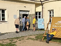 EBI 2025 Mirek 241  Někteří jdou na hvězdárnu a jiní si sednou na ležáka. - středa, 6. srpna