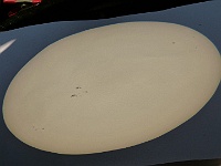 EBI 2025 Mirek 246  Menší refraktor nám promítne na stínítko Slunce. - středa, 6. srpna