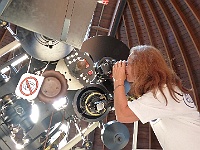 EBI 2025 Mirek 252  Martina pozoruje Slunce jiným dalekohledem. - středa, 6. srpna