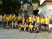 EBI 2025 Mirek 269  Abychom se mohli vyfotografovat se sochou M. R. Štefánika. - středa, 6. srpna