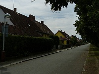 EBI 2025 Mirek 300  Po válce byla obec Lidice znovu postavena. - čtvrtek, 7. srpna