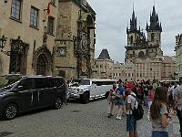 EBI 2025 Mirek 358  Před orlojem je vždy mnoho lidí. - sobota, 9. srpna