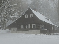 SKI 2026 Mirek 035  Odpoledne, při druhém průjezdu kolem chalupy u SKI Paseky už mrholí. - sobota, 21. února