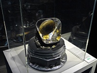 EbiCERN 2025 Mirek 030  Model 1:10 satelitu Planck, který mapoval v letech 2009-2013 kosmické mikrovlnné pozadí celé oblohy. - středa, 14. května