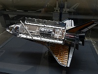 EbiCERN 2025 Mirek 148  Model amerického raketoplánu Discovery se Spacelabem v nákladovém prostoru. - sobota, 17. května