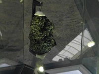 EbiCERN 2025 Mirek 173  Měsíční kámen dovezený na Zemi (nevyfotil jsem při jaké misi). - sobota, 17. května