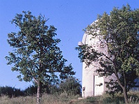 PROFIL 122  Hvězdárna a planetárium Hlohovec. V kopuli je od roku 1983 reflektor 600/7500 od firmy Zeiss - v té době jeden z největších přístrojů na Slovensku. Foto Zdeněk Štorek.